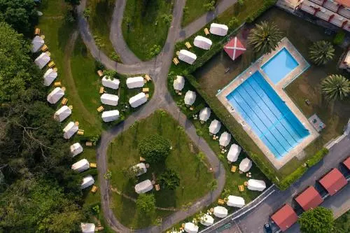 Santillana Bungalow & Glamping Resort