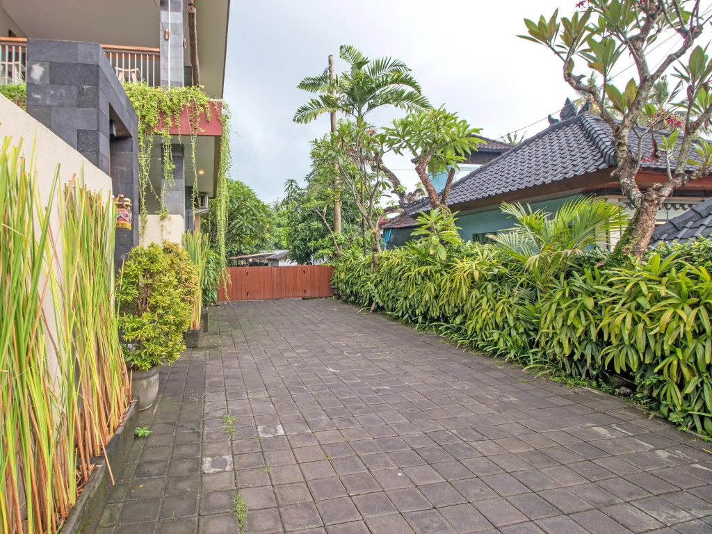Vansari Hotel