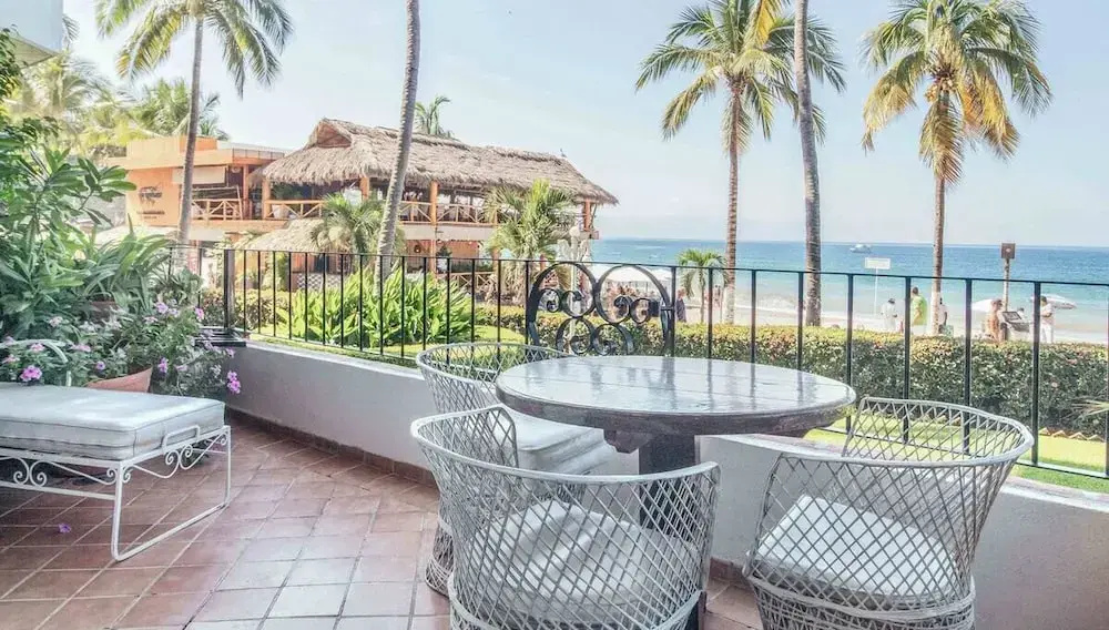 Ocean View 2Br Condo-balcony-beach-pool VDS 111