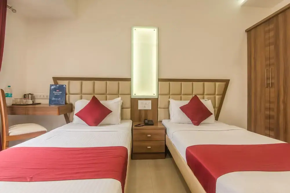 OYO 4125 Apartment Kamothe