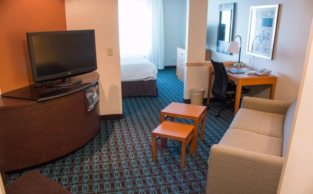 Fairfield Inn & Suites Oakland Hayward