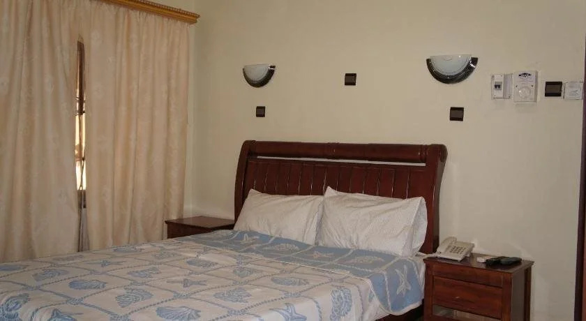 Nikki Hotel