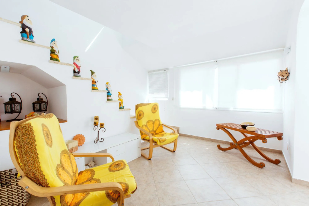 Tropicana\s Secret STUDIOS & SUITES pool BBQ Playa Los Corales SPA