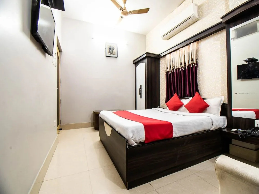 Hotel Double Tree Deluxe by OYO Rooms