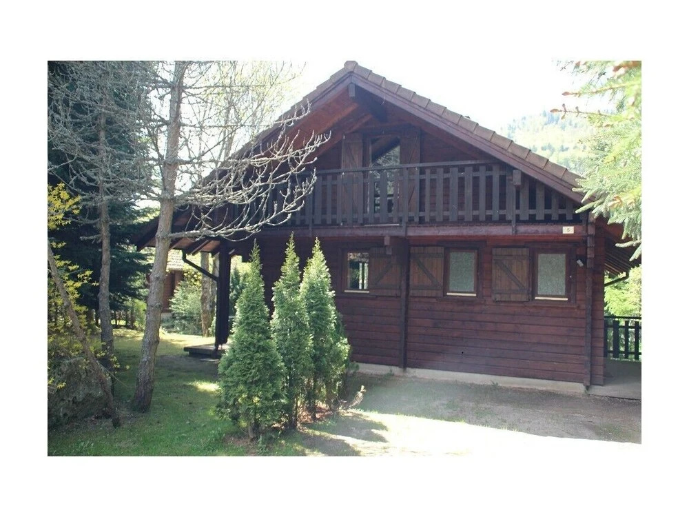 LE RENNE Chalet en bois au calme avec SPA Jacuzzi