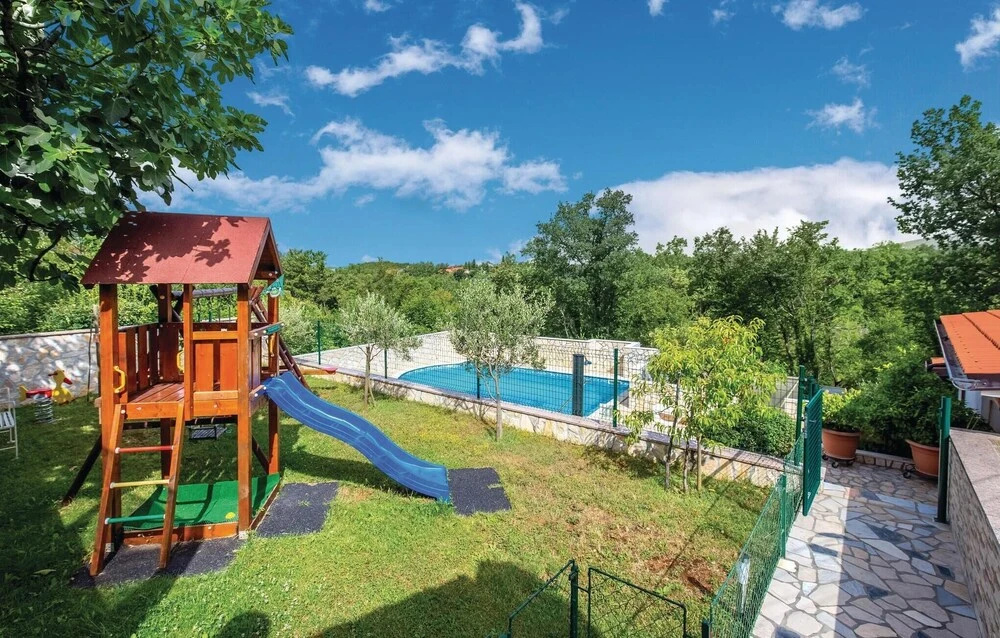 Awesome Home in Jadranovo With Wifi and 3 Bedrooms