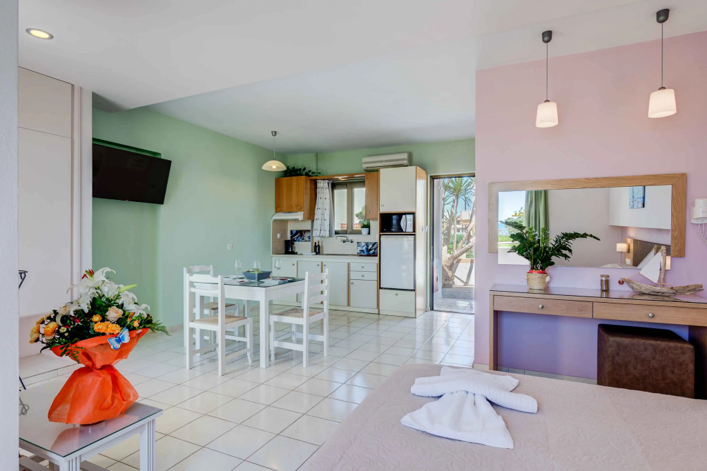 Alkionis Beach Hotel Apartments