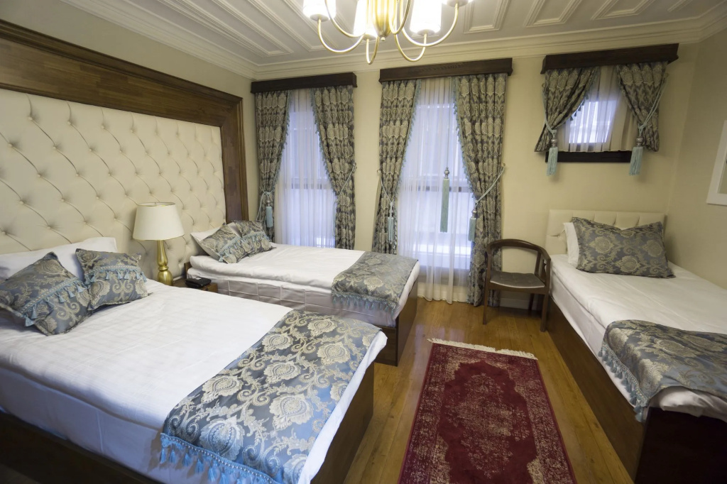 Mezzo Hotel