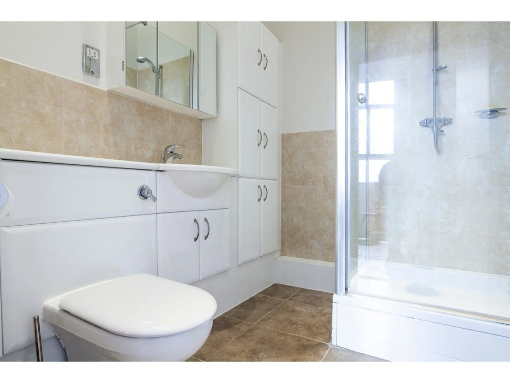 Newly Refurbished 2-bedroom Flat in Shoreditch