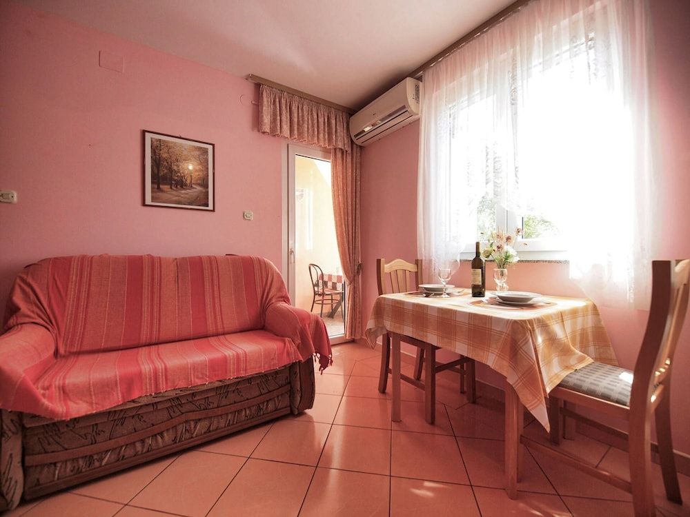 Apartments Vladimir