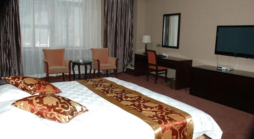 Dream Land Hotel