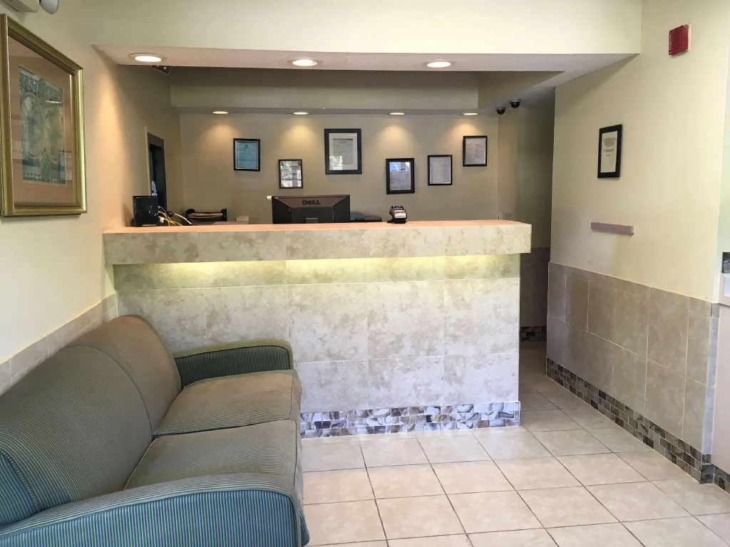 Days Inn by Wyndham York Alabama