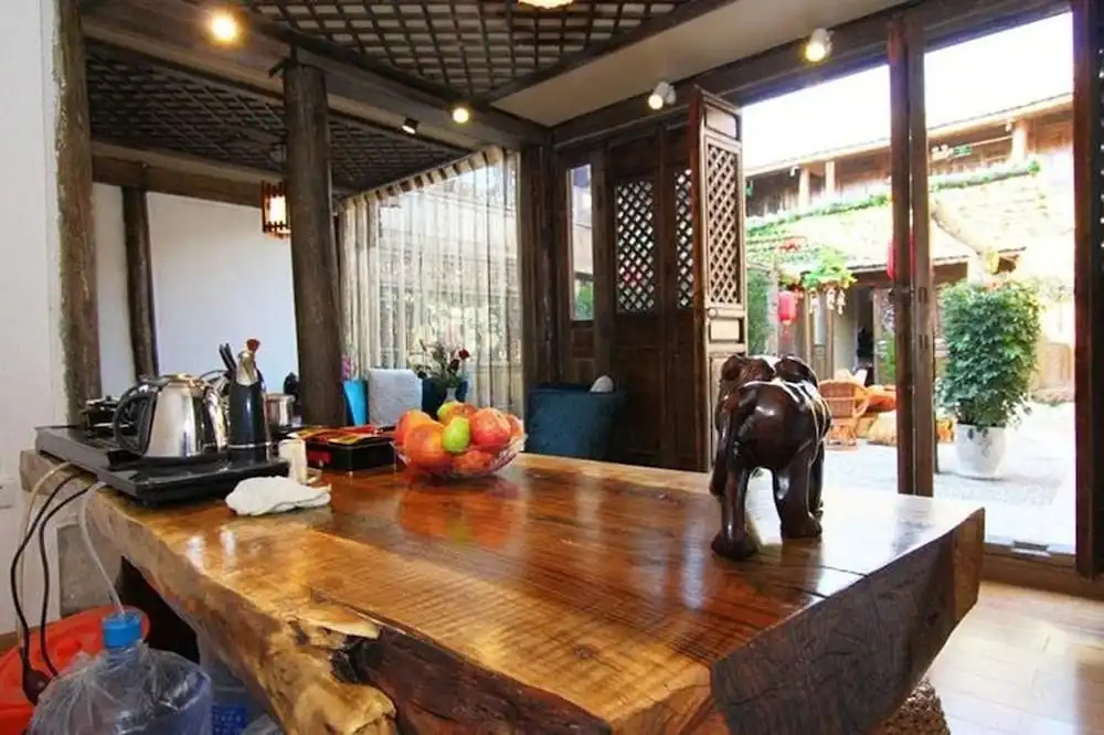 Come Inn- Lijiang