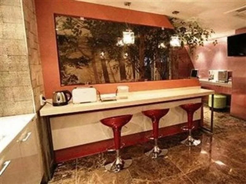 Fox Hotel