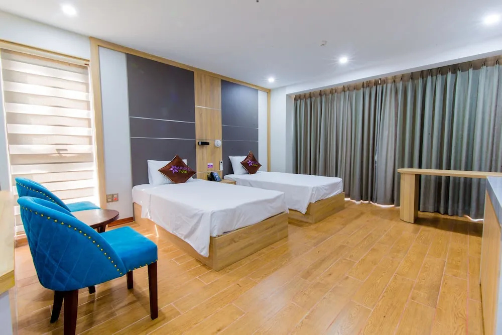 Sakura Hotel