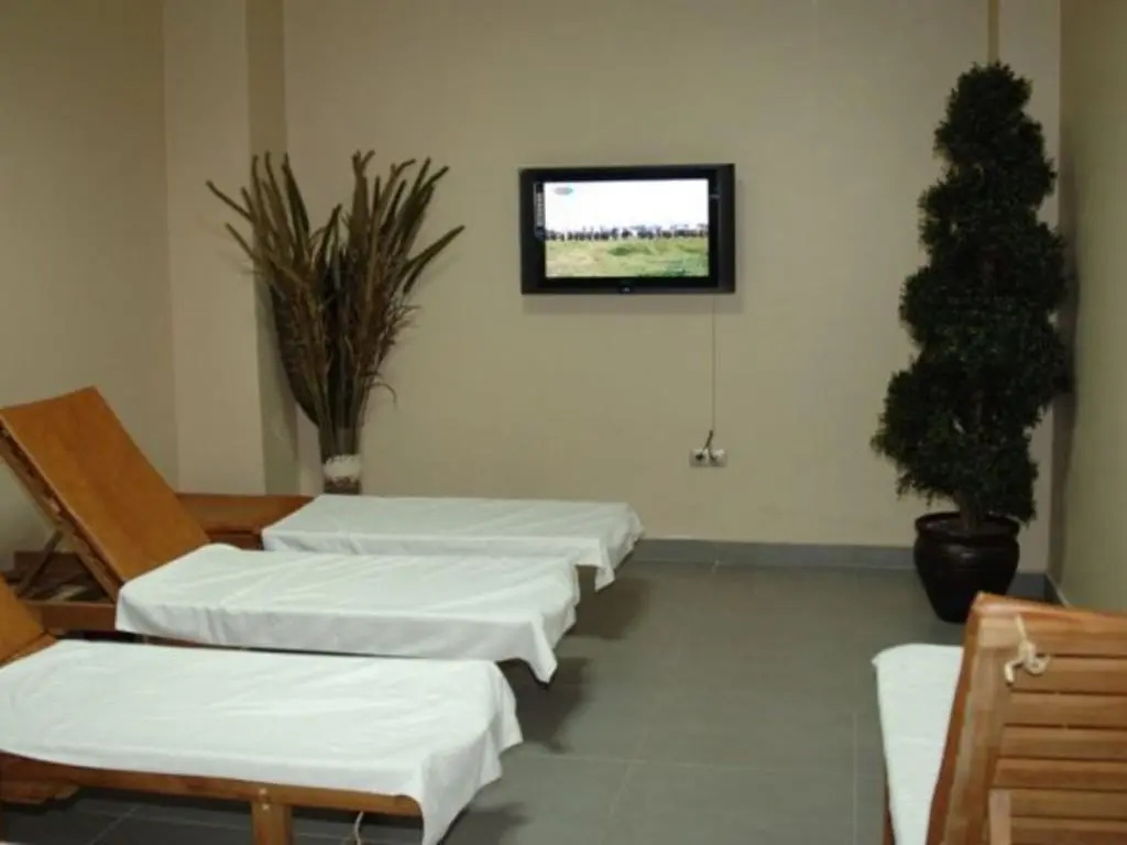 Paluri Otel Hopa