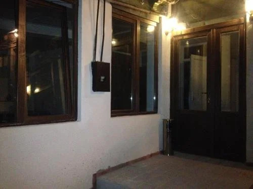 Hostel-17