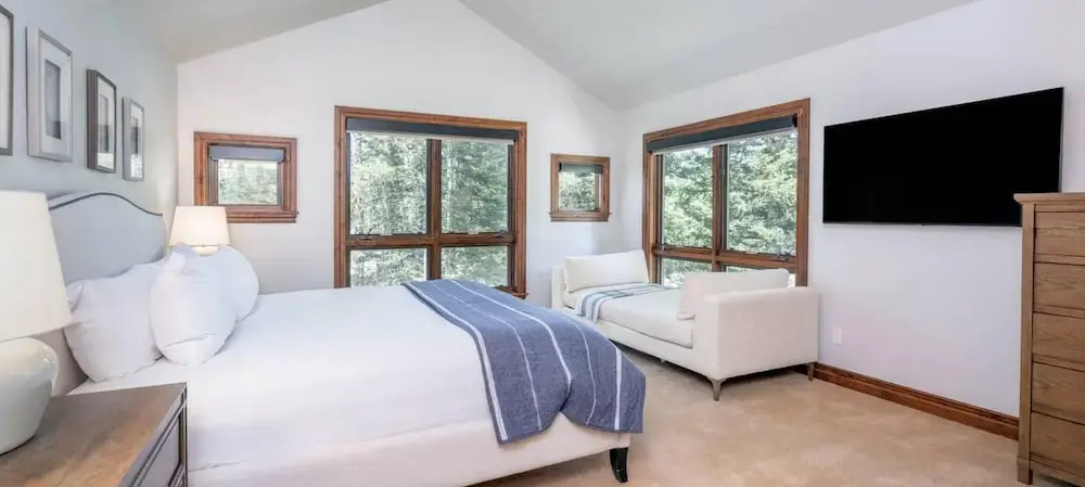 Aspen Grove Villa by Exceptional Stays