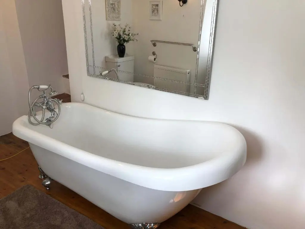 Central Boscastle studio flat