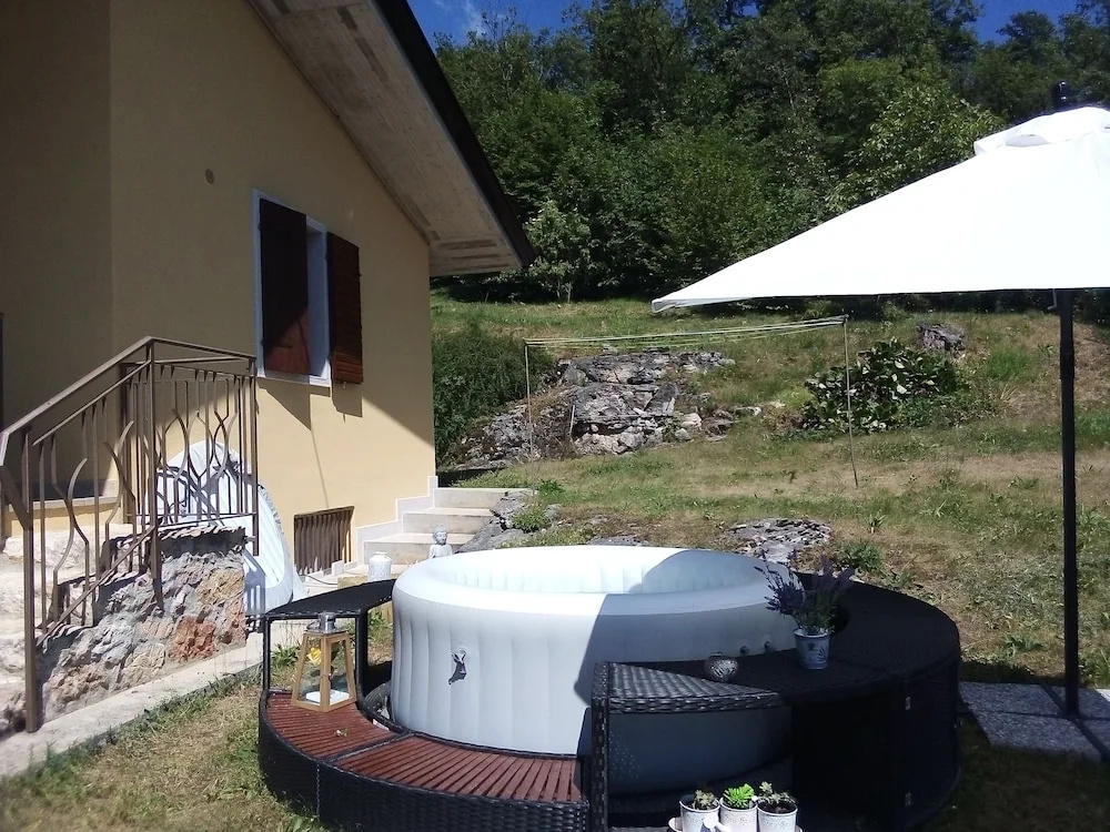 Sunny Villa