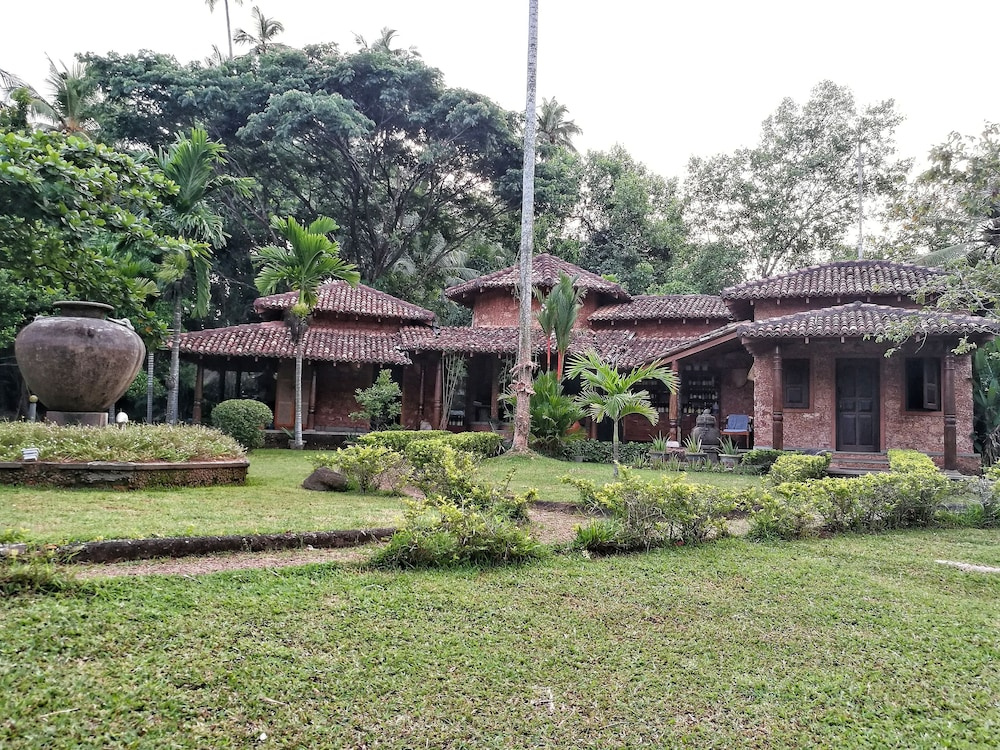 River View Villas