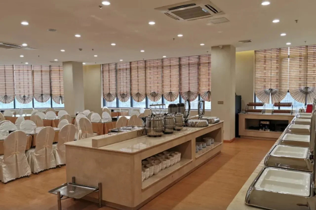 Vienna International Hotel (Huizhou Daya Bay Coastal Park Branch)