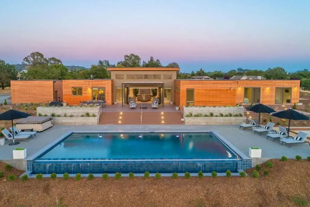 Xanadu Healdsburg - A Wine Country Escape