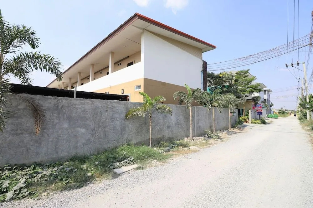 OYO 547 Happy Home