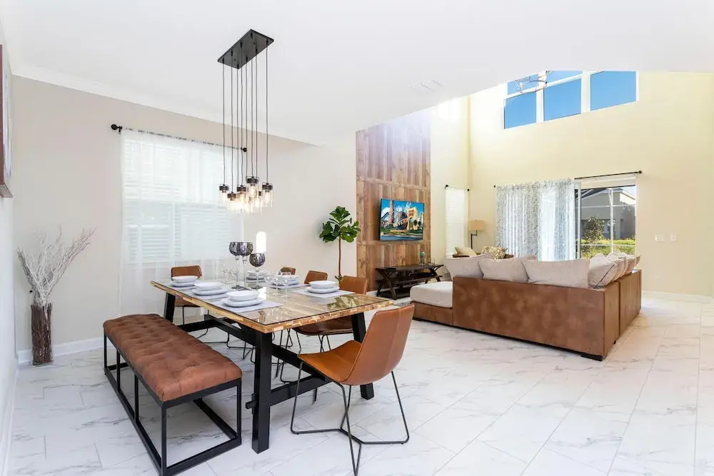 664 WS 5BR Single-family Luxury: Private Pool