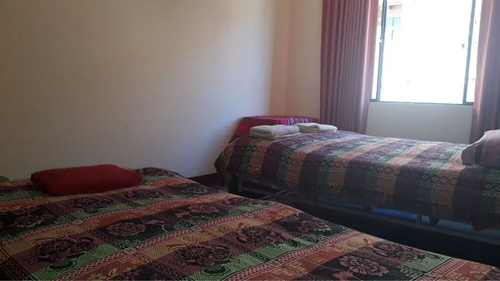 Yo-Lin Hostal