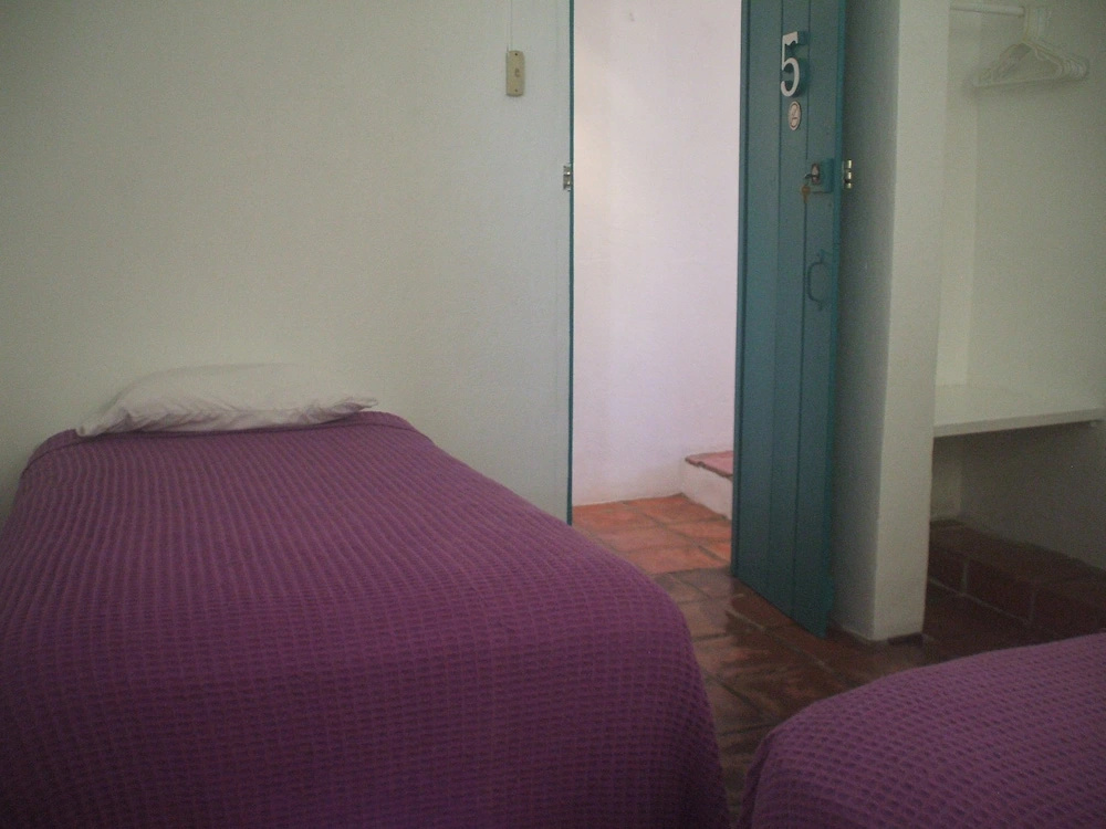 Trade Winds Restaurant & Guest House
