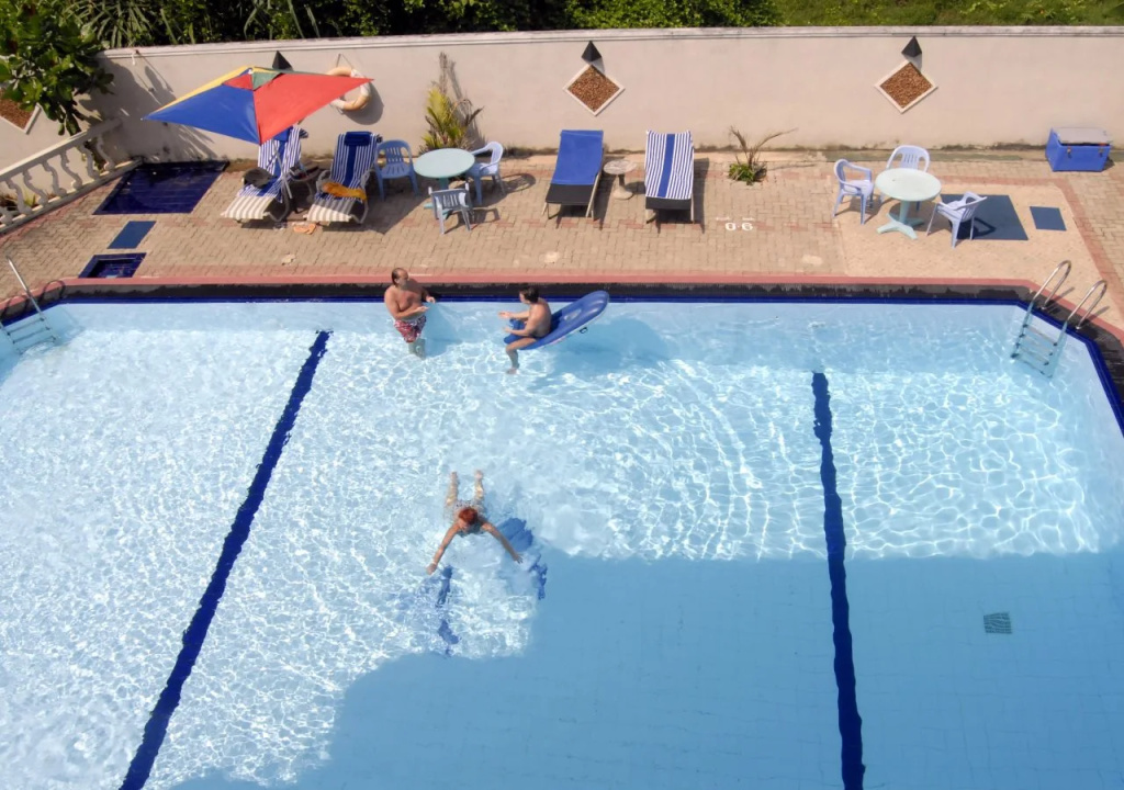 Oasey Beach Hotel