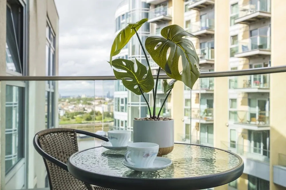 My Serviced Space - Bridges Court Road