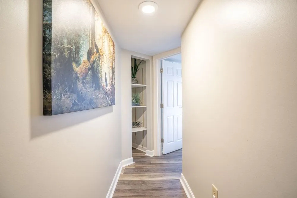 The Summit 1306 / INDOOR AND OUTDOOR POOLS