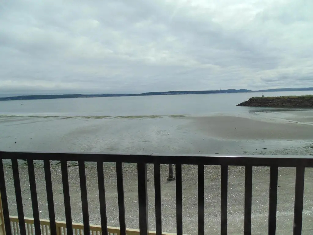 Water Front Inn