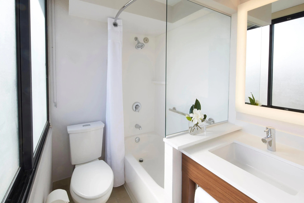 Holiday Inn Express Waikiki by IHG