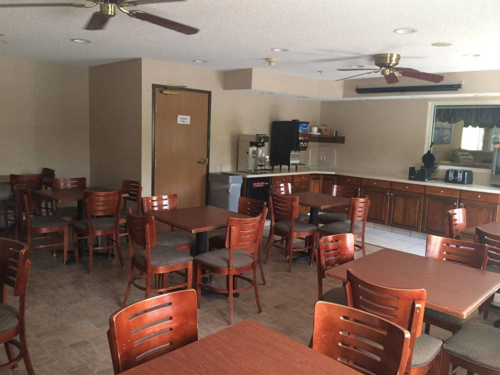 Best Western DeWitt