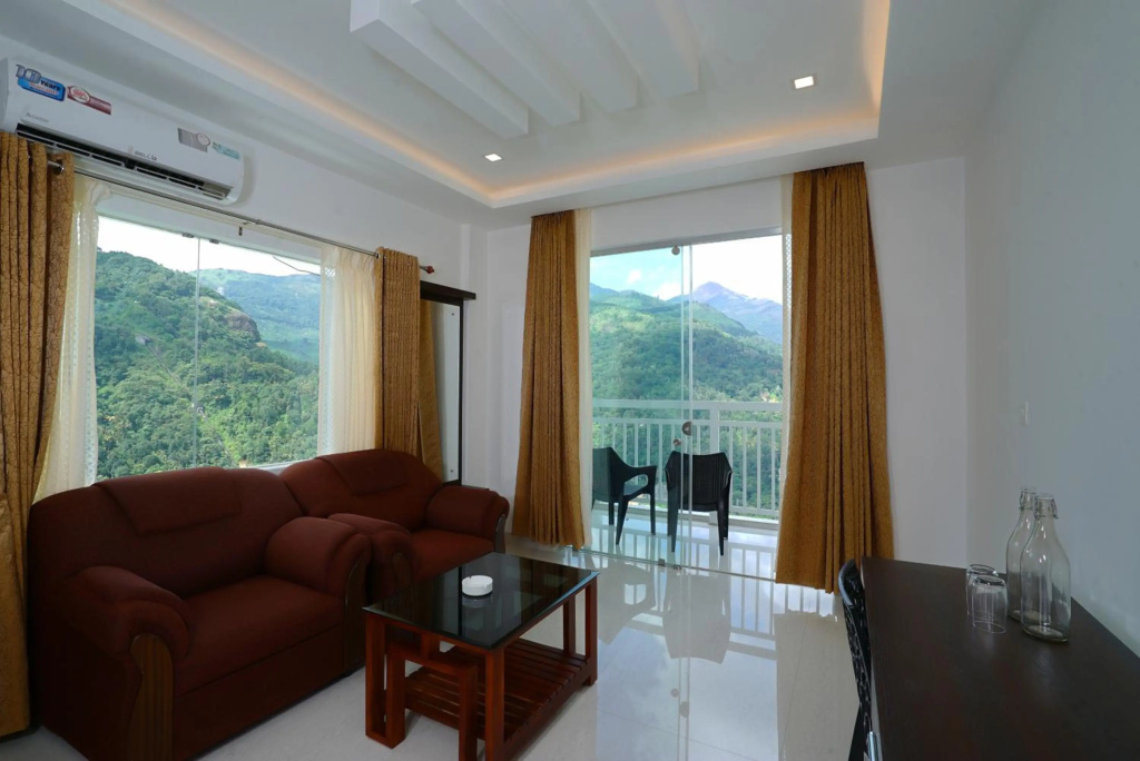 Moonline Resort