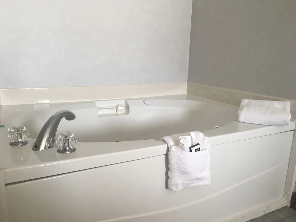 Mountain Inn & Suites