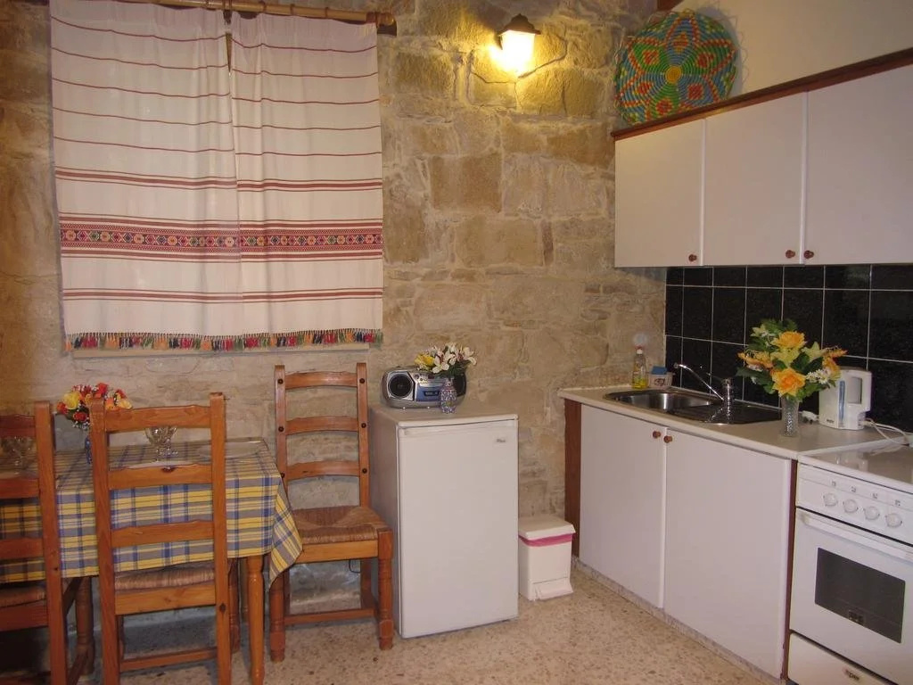 Meli House