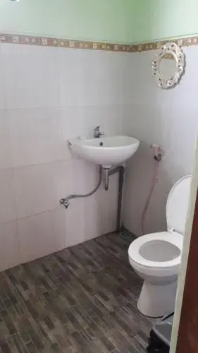 Kenari House