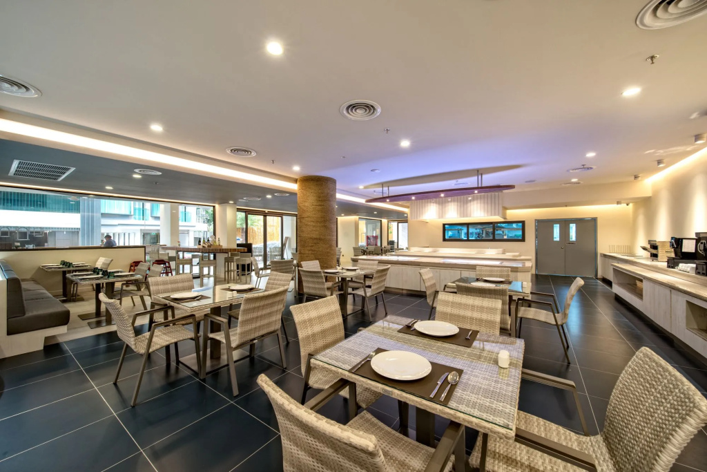 Hotel Clover Patong Phuket - SHA Plus