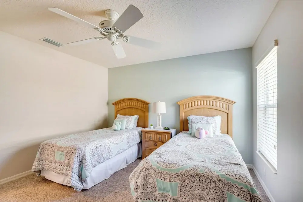 Private Lanai and Pool Access Home in the Villages!