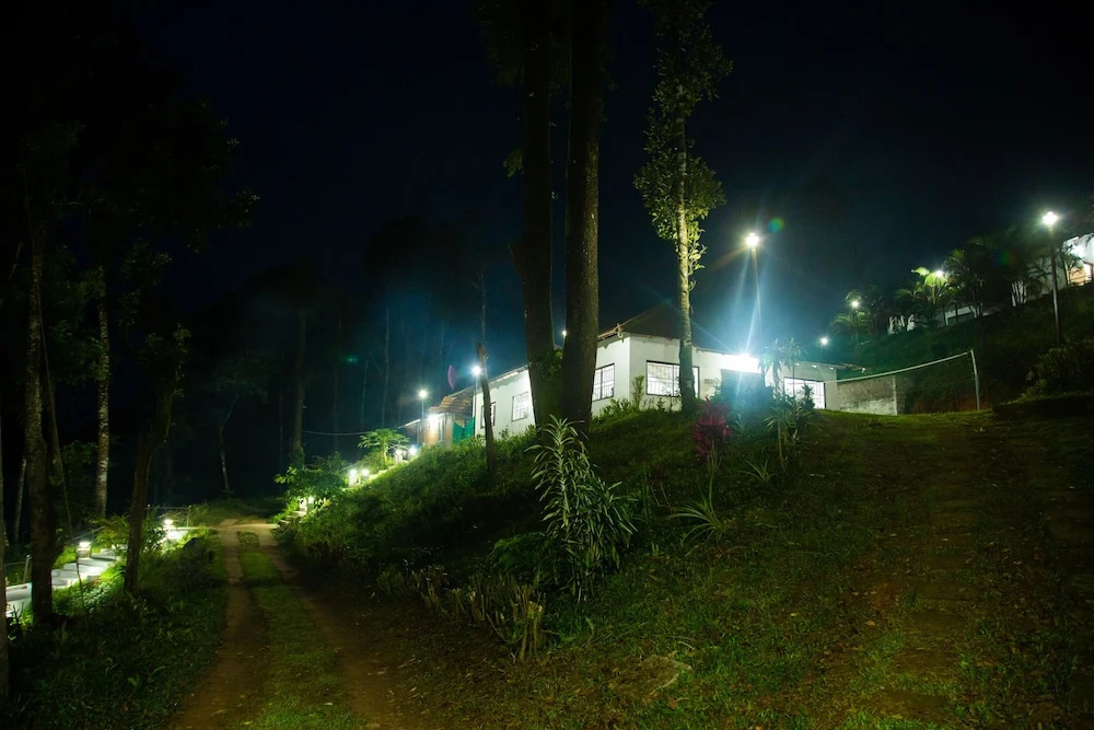 Room-the Nest Bettathur Coorg 005