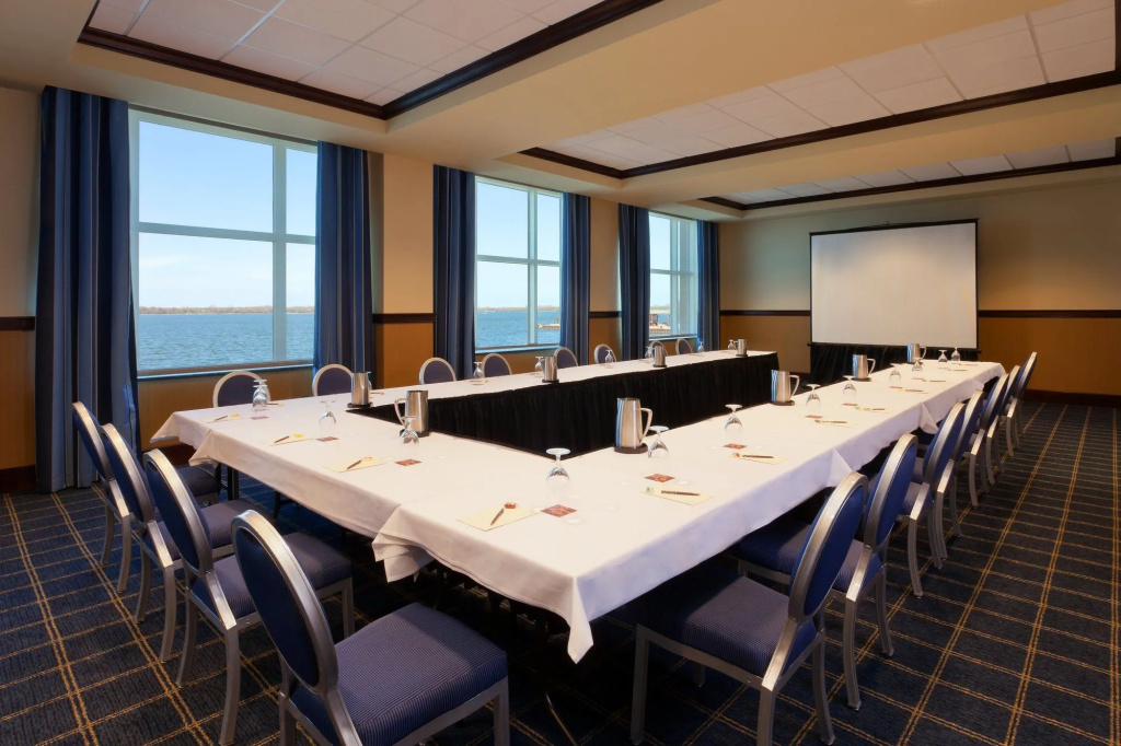 Sheraton Erie Bayfront Hotel