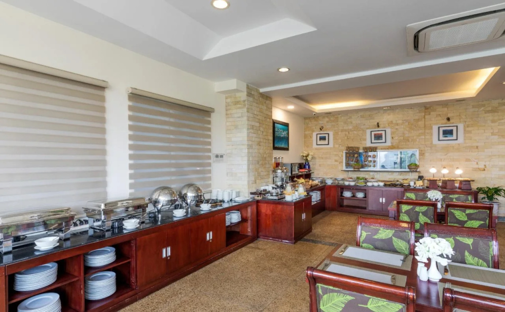Phu Quy 2 Hotel