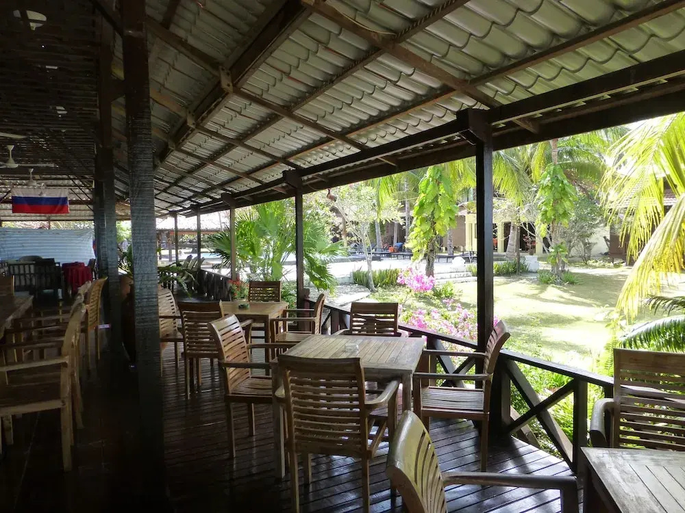 D' Coconut Pulau Besar Resort