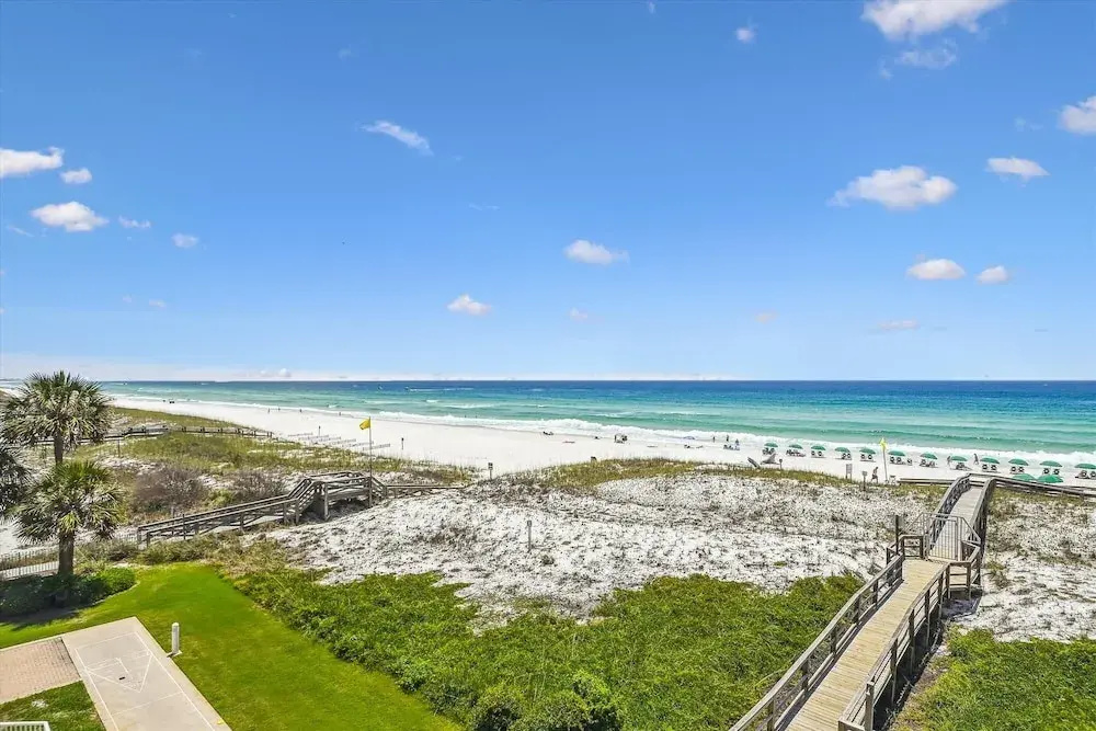 Destin On The Gulf 406 2 Bedroom Condo by RedAwning