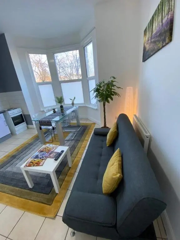Stunning 1 Bed Spacious Apartment -Central Cardiff