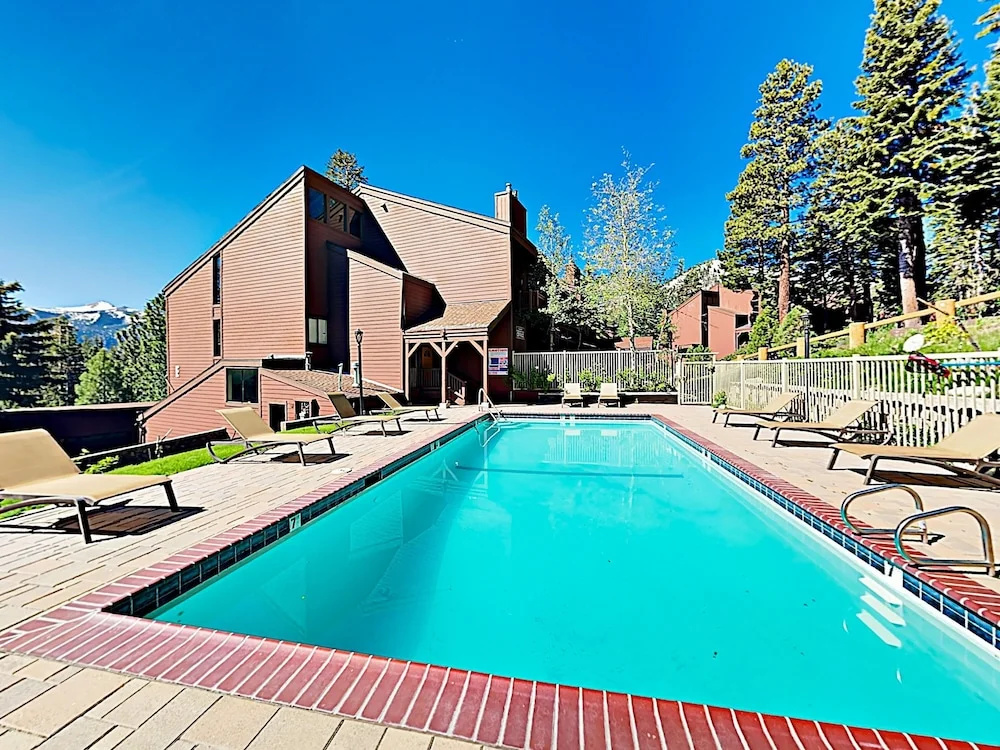 New Listing! Chic W/ Pool & Ski Back Trail 1 Bedroom Condo